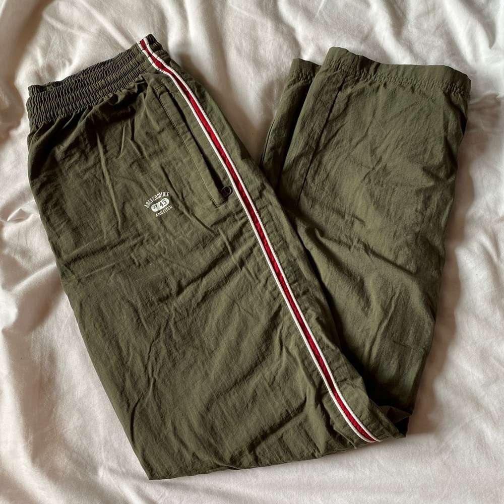 abercrombie sweatpants!